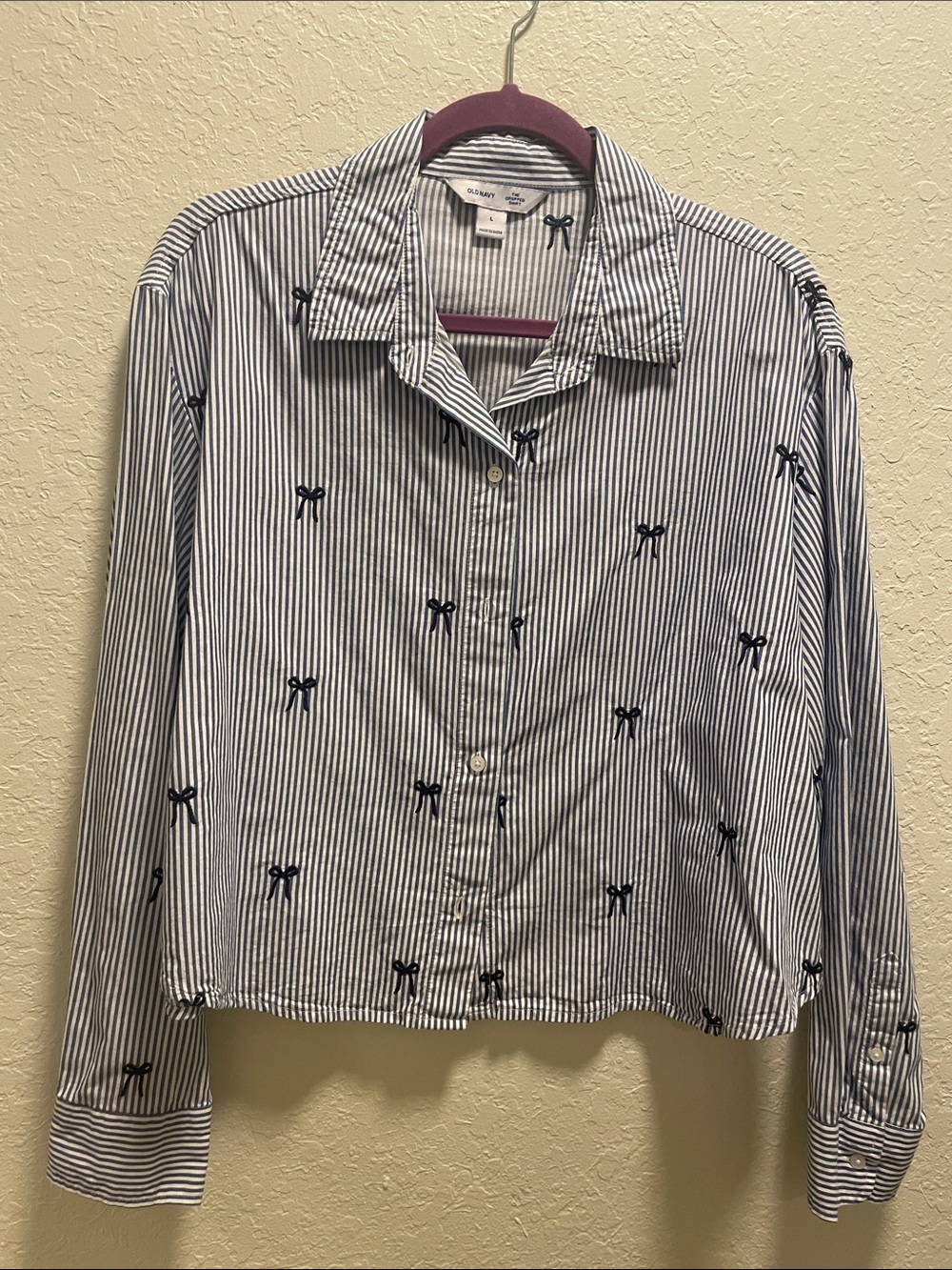 Old Navy White and Navy Striped Cropped Button-Up Top with Bow Embroidery
